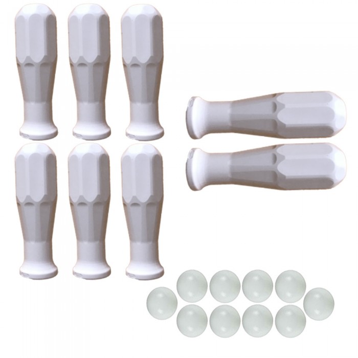 Calcio Balilla serie di otto (8) manopole bianche in polipropilene per aste diametro mm.16 abbinate con 10 palline calcetto bianche.