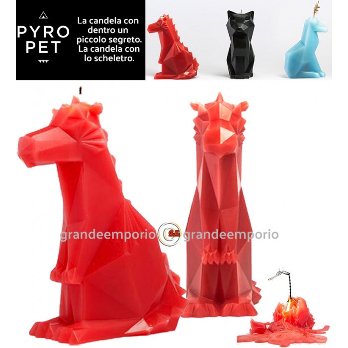 Pyro Pet Dreki-il drago candela in cera scolpita con le forme di un simpatico drago rosso, con incorporato lo scheletro, artigianale metallico, dalle sinistre forme di un drago in agguato.