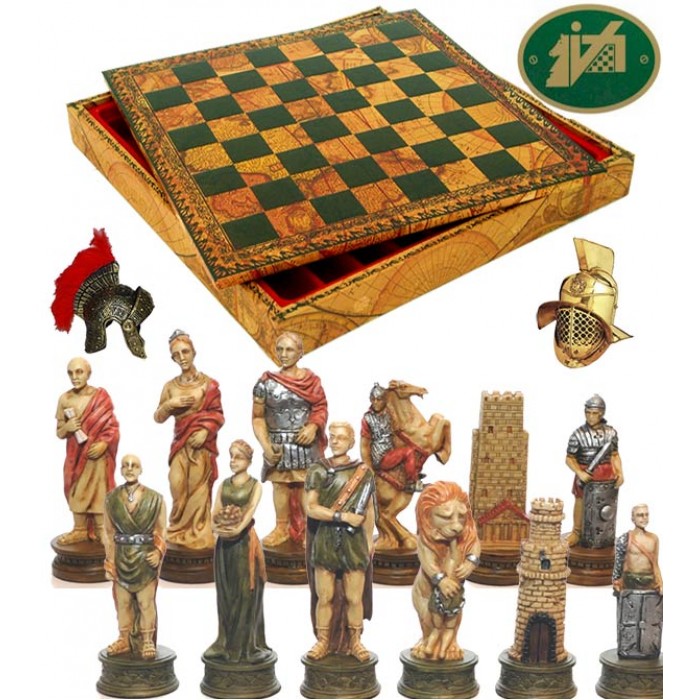 Scacchi artistici tematici in resina pitturati a mano figure di Romani vs Gladiatori. Re h cm.8 con Scacchiera, con Backgammon e contenitore scacchi Italafama in simil cuoio colorato antica carta geografica, dimensioni cm.35x35x4 con casa mm.35. 